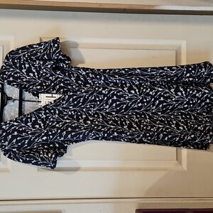41 Hawthorne,NWT, Elisse Knit Floral Surplice Dress,Small,Navy Blue
